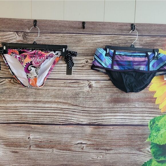 Kenneth Cole bikini Bottoms set of ( 2 ) large NWT - Picture 1 of 10